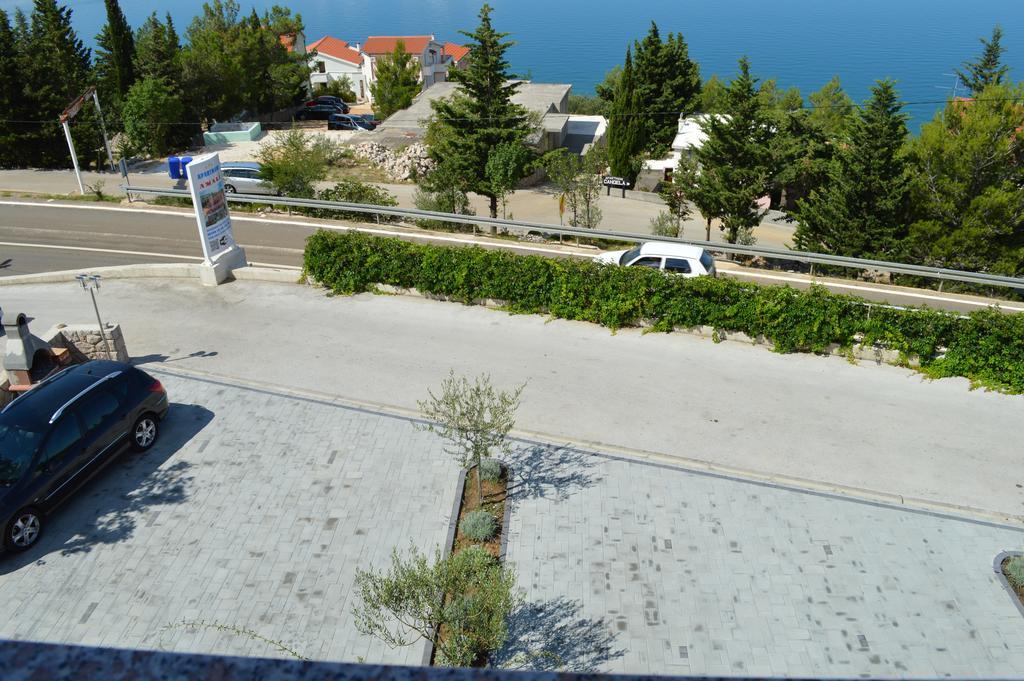 Apartments Amari Starigrad Paklenica Eksteriør billede